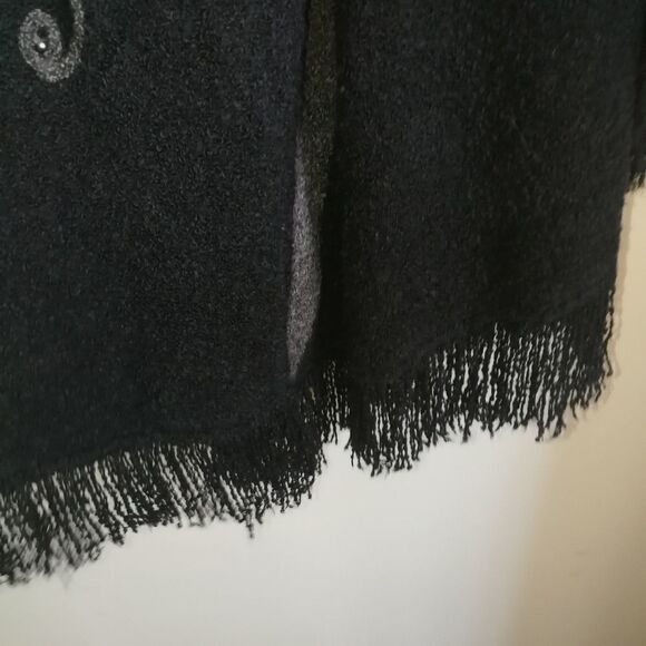 VINTAGE LACE Black & Embroidered Fringed Wool Oversized Cape Top One Size - Picture 4 of 9